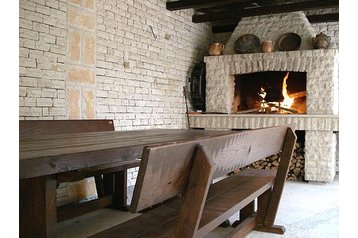 Horvātija Privát Jelsa, Eksterjers